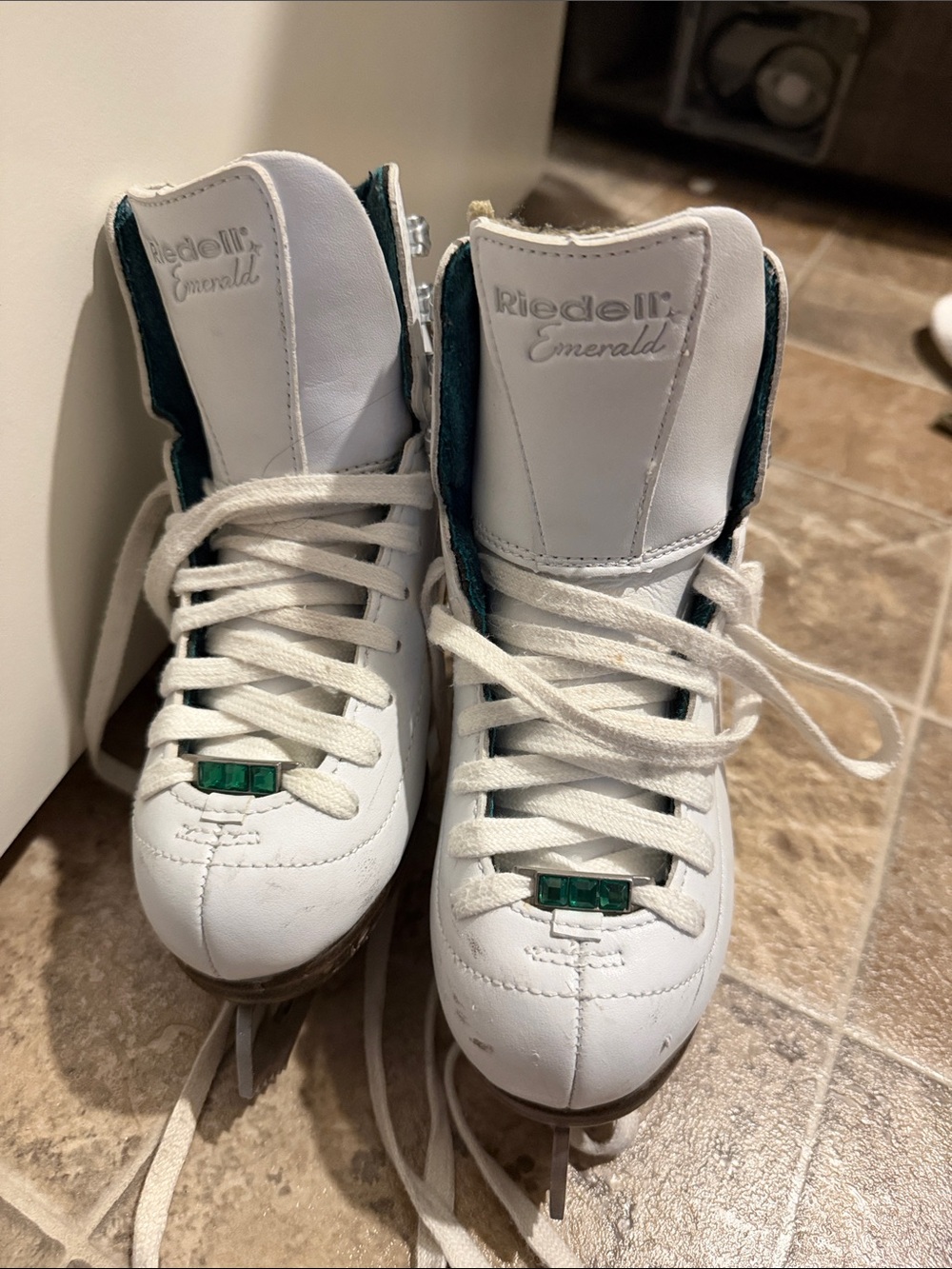 Riedell Emerald Figure Skates